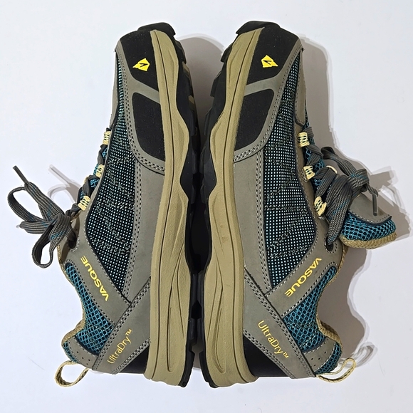 Vasque Women's Monolith UltraDry Hiking Shoes - Picture 4 of 7